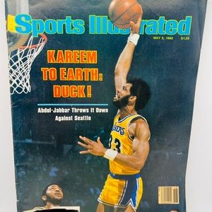 Sports Illustrated Kareem To Earth: Duck! May 5 1980 Kareem Abdul-Jabbar NBA